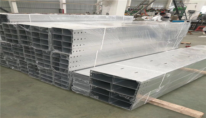1615344878117541.jpg 鋁合金電纜橋架5.jpg